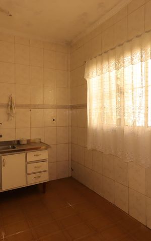 Casa à venda com 160m², 2 quartos e 2 vagasCozinha
