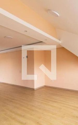 Casa para alugar com 161m², 4 quartos e 3 vagas Casa para alugar com 161m², 4 quartos e 3 vagasAtico