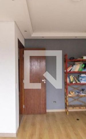 Casa para alugar com 161m², 4 quartos e 3 vagas Casa para alugar com 161m², 4 quartos e 3 vagasQuarto