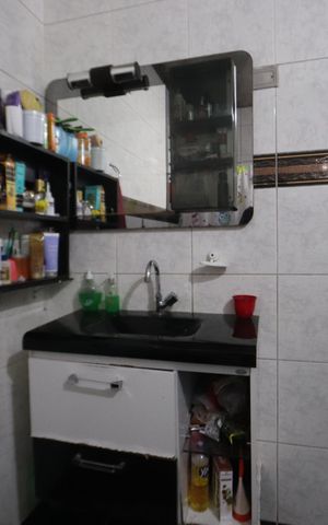 Casa à venda com 240m², 3 quartos e 2 vagasBanheiro da Suíte