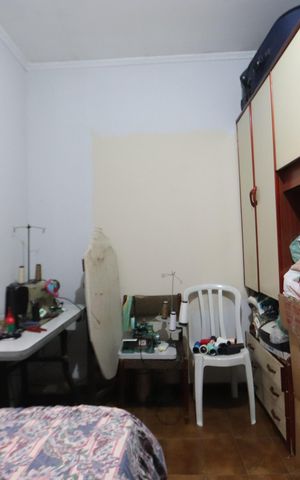 Casa à venda com 240m², 3 quartos e 2 vagasQuarto 4