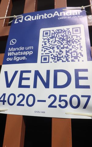 Casa à venda com 240m², 3 quartos e 2 vagasPlaca