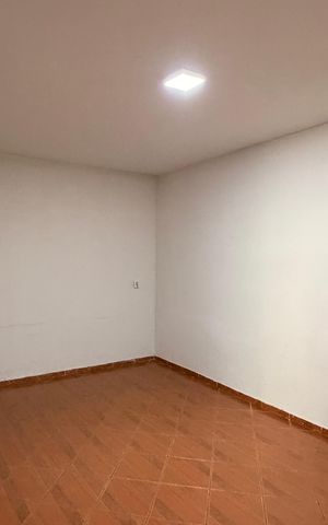 Casa à venda com 528m², 4 quartos e 2 vagasSala