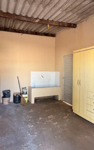 Casa à venda com 528m², 4 quartos e 2 vagasÁrea externa
