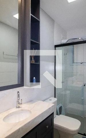 Apartamento à venda com 67m², 3 quartos e 2 vagas Apartamento à venda com 67m², 3 quartos e 2 vagasBanheiro da Suíte