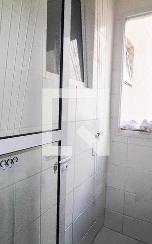 Apartamento à venda com 67m², 3 quartos e 2 vagas Apartamento à venda com 67m², 3 quartos e 2 vagasÁrea de Serviço