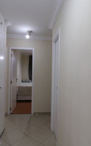 Apartamento à venda com 116m², 4 quartos e 2 vagasCorredor - banheiro
