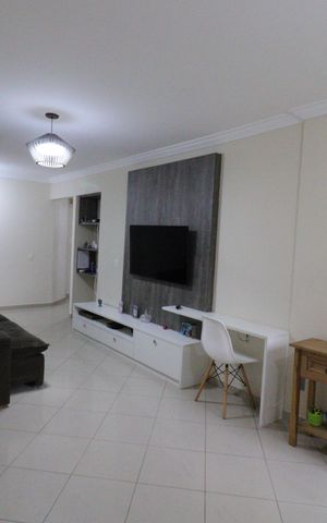 Apartamento à venda com 116m², 4 quartos e 2 vagasSala