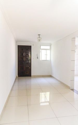 Apartamento à venda com 55m², 2 quartos e 1 vaga Apartamento à venda com 55m², 2 quartos e 1 vagaSala