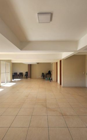 Apartamento à venda com 49m², 2 quartos e 1 vaga Apartamento à venda com 49m², 2 quartos e 1 vagaÁrea comum - Salão de festas