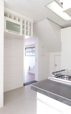 Apartamento à venda com 150m², 2 quartos e 2 vagasCozinha e Área de Serviço