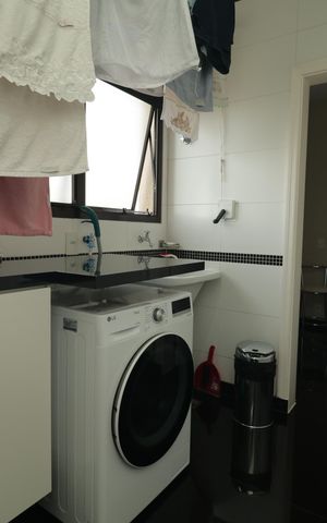 Apartamento à venda com 217m², 3 quartos e 4 vagasÁrea de Serviço