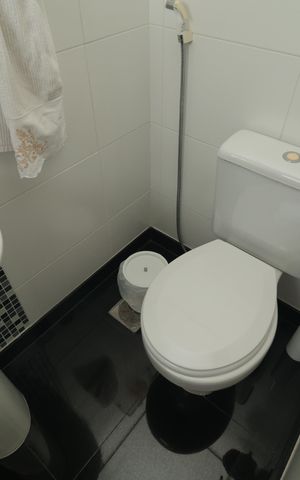 Apartamento à venda com 217m², 3 quartos e 4 vagasBanheiro de serviço