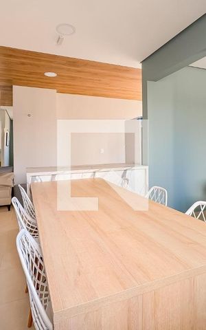 Apartamento para alugar com 37m², 2 quartos e sem vaga Apartamento para alugar com 37m², 2 quartos e sem vagaSala de reunião