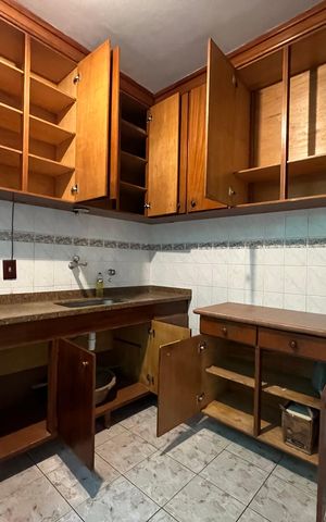 Apartamento para alugar com 85m², 2 quartos e sem vaga Apartamento para alugar com 85m², 2 quartos e sem vagaCozinha - Armários