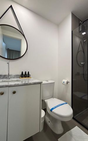 Studio para alugar com 27m², 1 quarto e sem vaga Studio para alugar com 27m², 1 quarto e sem vagaBanheiro da Suíte