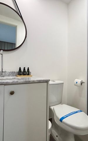 Studio para alugar com 27m², 1 quarto e sem vaga Studio para alugar com 27m², 1 quarto e sem vagaBanheiro da Suíte