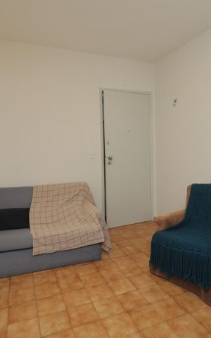 Apartamento à venda com 42m², 1 quarto e 1 vagaSala