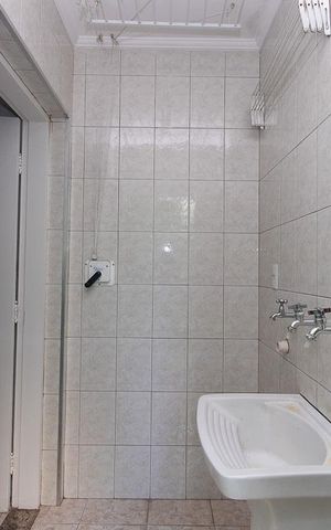 Casa à venda com 83m², 2 quartos e 2 vagas Casa à venda com 83m², 2 quartos e 2 vagasÁrea de Serviço