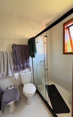 Casa para alugar com 300m², 3 quartos e 1 vaga Casa para alugar com 300m², 3 quartos e 1 vagaBanheiro da Suíte