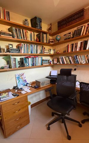 Casa para alugar com 300m², 3 quartos e 1 vaga Casa para alugar com 300m², 3 quartos e 1 vagaEscritório