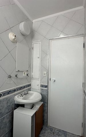 Apartamento para alugar com 158m², 3 quartos e 2 vagas Apartamento para alugar com 158m², 3 quartos e 2 vagasBanheiro Social