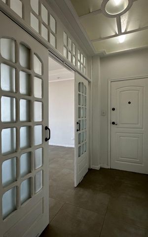 Apartamento para alugar com 158m², 3 quartos e 2 vagas Apartamento para alugar com 158m², 3 quartos e 2 vagasHall