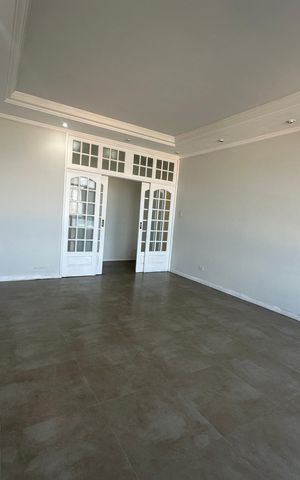 Apartamento para alugar com 158m², 3 quartos e 2 vagas Apartamento para alugar com 158m², 3 quartos e 2 vagasSala