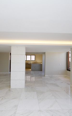 Apartamento para alugar com 340m², 4 quartos e 4 vagasSala