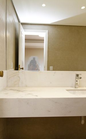 Apartamento para alugar com 340m², 4 quartos e 4 vagasBanheiro do Quarto 4