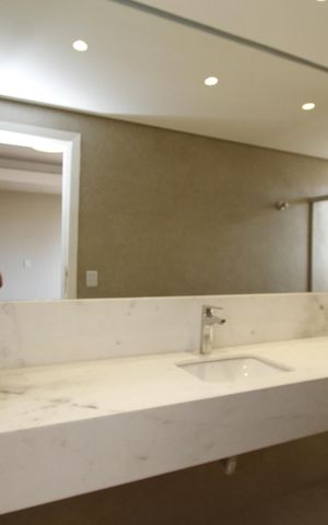 Apartamento para alugar com 340m², 4 quartos e 4 vagasBanheiro do Quarto 4