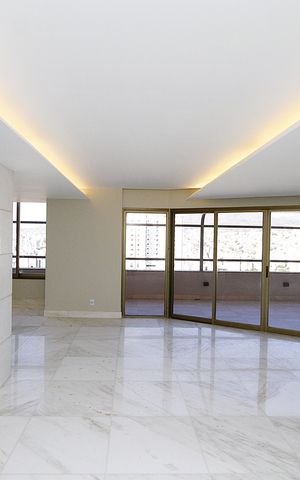 Apartamento para alugar com 340m², 4 quartos e 4 vagasSala