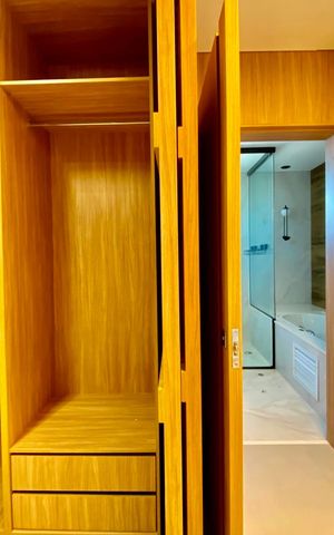 Apartamento para alugar com 186m², 3 quartos e 2 vagas Apartamento para alugar com 186m², 3 quartos e 2 vagasCloset