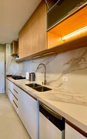 Apartamento para alugar com 186m², 3 quartos e 2 vagas Apartamento para alugar com 186m², 3 quartos e 2 vagasCozinha