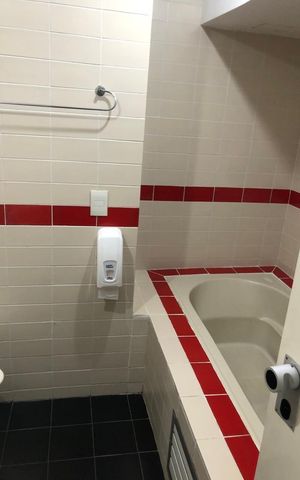 Studio para alugar com 61m², 1 quarto e 1 vaga Studio para alugar com 61m², 1 quarto e 1 vagaBanheiro