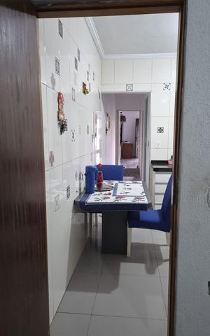 Casa à venda com 100m², 5 quartos e 1 vaga Casa à venda com 100m², 5 quartos e 1 vagaCozinha casa 1