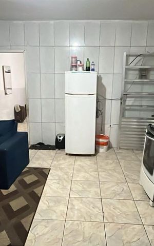 Casa à venda com 100m², 5 quartos e 1 vaga Casa à venda com 100m², 5 quartos e 1 vagaSala/Cozinha Casa 2