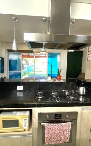 Casa à venda com 80m², 2 quartos e 3 vagas