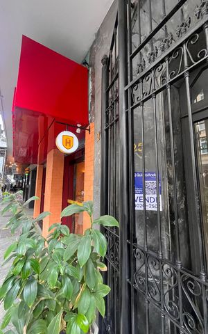 Apartamento à venda com 460m², 5 quartos e 2 vagas Apartamento à venda com 460m², 5 quartos e 2 vagasPlaca