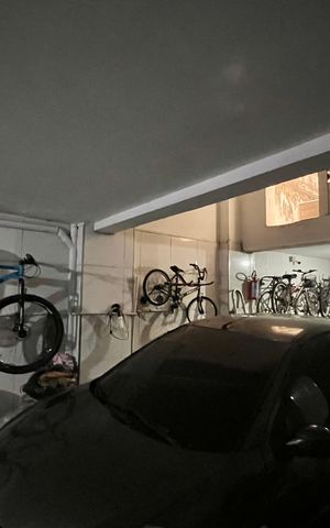 Apartamento à venda com 460m², 5 quartos e 2 vagas Apartamento à venda com 460m², 5 quartos e 2 vagasGaragem