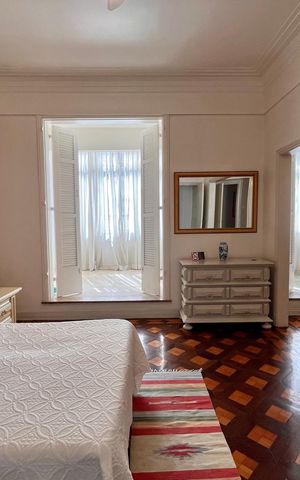Apartamento à venda com 460m², 5 quartos e 2 vagas Apartamento à venda com 460m², 5 quartos e 2 vagasSuite