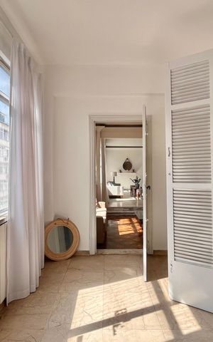 Apartamento à venda com 460m², 5 quartos e 2 vagas Apartamento à venda com 460m², 5 quartos e 2 vagasQuarto 1