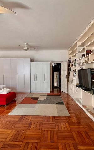 Apartamento à venda com 460m², 5 quartos e 2 vagas Apartamento à venda com 460m², 5 quartos e 2 vagasSuite da cobertura