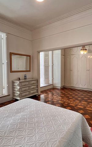 Apartamento à venda com 460m², 5 quartos e 2 vagas Apartamento à venda com 460m², 5 quartos e 2 vagasSuite
