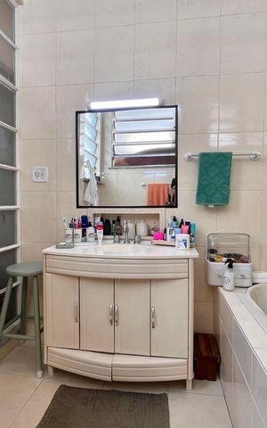 Apartamento à venda com 460m², 5 quartos e 2 vagas Apartamento à venda com 460m², 5 quartos e 2 vagasBanheiro da Suíte