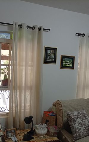 Casa à venda com 129m², 4 quartos e 2 vagasSala