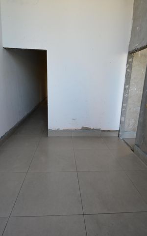 Casa à venda com 109m², 3 quartos e 1 vaga