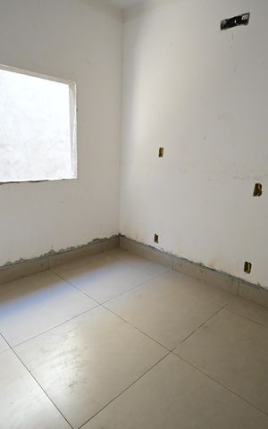Casa à venda com 109m², 3 quartos e 1 vaga
