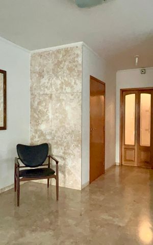Apartamento à venda com 120m², 2 quartos e 1 vaga Apartamento à venda com 120m², 2 quartos e 1 vagaHall de entrada