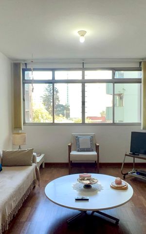 Apartamento à venda com 120m², 2 quartos e 1 vaga Apartamento à venda com 120m², 2 quartos e 1 vagaSala